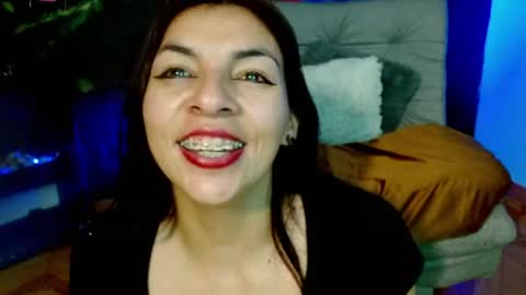 Snapshot of julieth_sex1 chatting on July 2026 09:37:01 AM online show from July 2026 09:37:01 AM