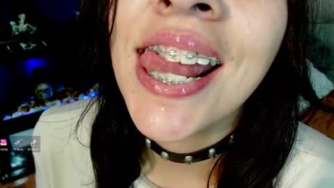 Snapshot of julieth_sex1 chatting on July 2026 09:49:01 AM online show from July 2026 09:49:01 AM