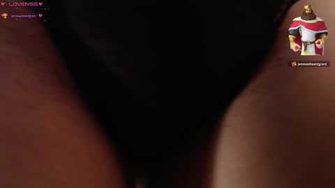 Snapshot of julieth_spencer1 chatting on December 2025 02:36:02 PM Julieta online show from December 2025 02:36:02 PM