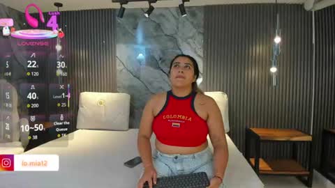 Snapshot of julietha_taylor chatting on June 2026 01:48:01 AM Julietha online show from June 2026 01:48:01 AM