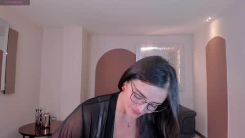 JULIETTA online show from March 2025 03:51:02 PM
