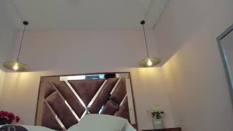 Snapshot of juliette_leroyy chatting on January 2026 07:04:01 PM juli online show from January 2026 07:04:01 PM