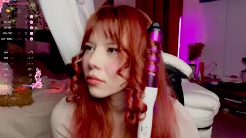 Snapshot of juliette_sunshine chatting on December 2024 10:21:01 PM juliette_sunshine online show from December 2024 10:21:01 PM