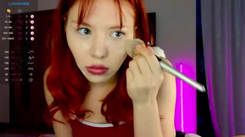 Snapshot of juliette_sunshine chatting on December 2024 04:31:02 AM juliette_sunshine online show from December 2024 04:31:02 AM