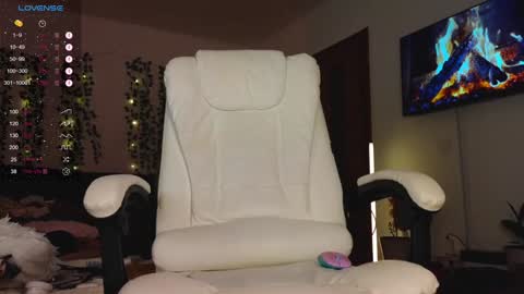 Snapshot of juliette_sunshine chatting on December 2024 01:45:01 AM juliette_sunshine online show from December 2024 01:45:01 AM