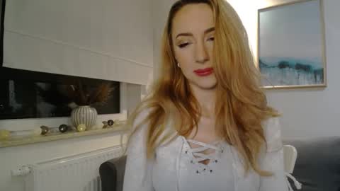 JulietteSensual online show from March 2025 04:51:02 PM
