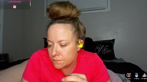 Juli Monroe online show from December 2025 03:12:01 AM