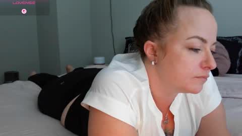 Juli Monroe online show from March 2026 08:57:02 PM