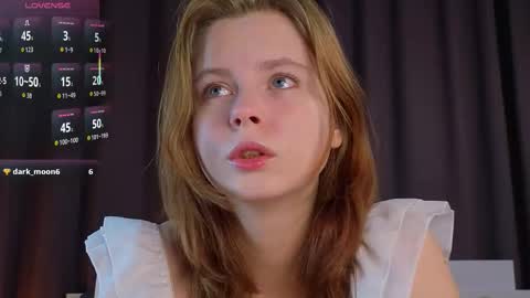 Snapshot of jullietebliss chatting on November 2025 04:07:02 PM Julie online show from November 2025 04:07:02 PM