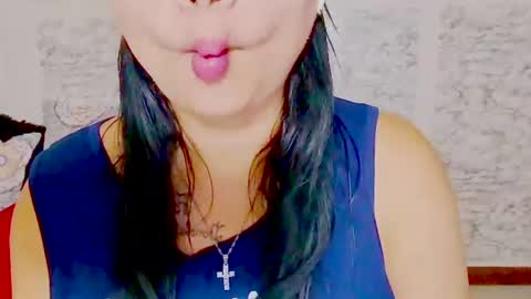 juliana online show from July 2026 10:12:02 PM