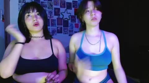 Cherry  Julz Independiente online show from July 2026 06:27:02 AM