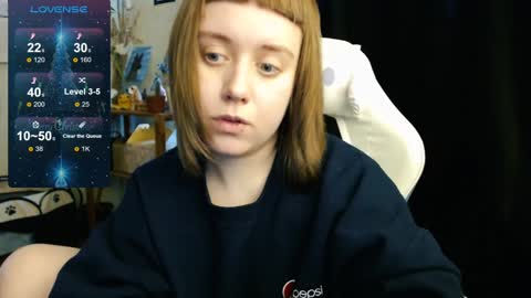 Snapshot of june_shy0 chatting on December 2024 09:40:02 AM June online show from December 2024 09:40:02 AM