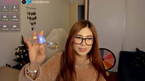 Snapshot of jungleofpandas chatting on December 2025 05:36:02 AM Call me Sussy online show from December 2025 05:36:02 AM