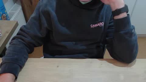 Snapshot of junk2711 chatting on October 2025 01:23:02 PM junk2711 online show from October 2025 01:23:02 PM