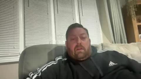 Snapshot of junky345 chatting on March 2025 09:54:02 PM Junky online show from March 2025 09:54:02 PM