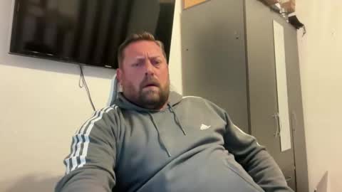 Snapshot of junky345 chatting on September 2025 04:17:01 PM Junky online show from September 2025 04:17:01 PM