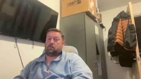 Snapshot of junky345 chatting on October 2025 05:35:01 PM Junky online show from October 2025 05:35:01 PM