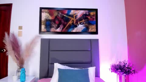 Snapshot of jupiterfoxxxx chatting on November 2025 12:03:02 AM Jupiter Fox online show from November 2025 12:03:02 AM