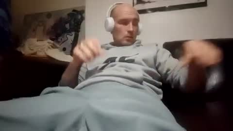 Yuri online show from December 2025 03:55:02 AM