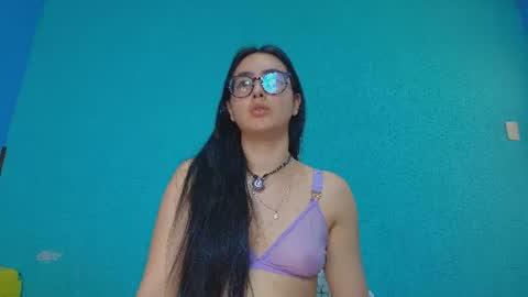  Isa y Luci  online show from June 2026 06:28:01 PM