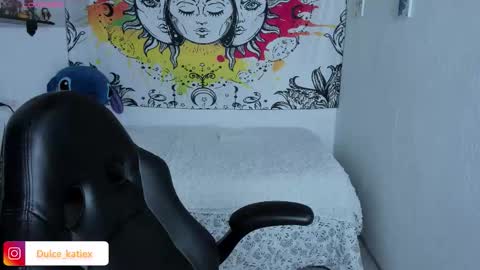 Sofia online show from December 2025 08:04:02 PM