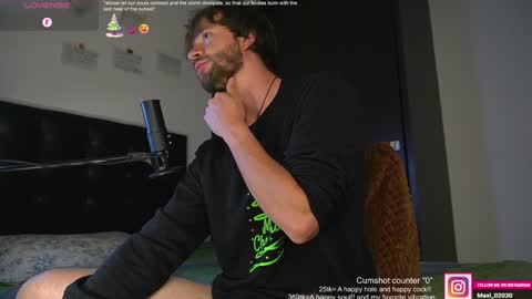 Snapshot of just_your_dreamboy chatting on January 2025 11:53:02 PM Maxi online show from January 2025 11:53:02 PM