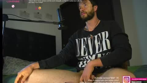 Snapshot of just_your_dreamboy chatting on February 2025 12:10:01 AM Maxi online show from February 2025 12:10:01 AM