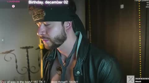 Snapshot of just_your_dreamboy chatting on November 2025 11:43:02 PM Maxi online show from November 2025 11:43:02 PM