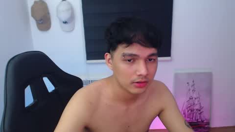 Snapshot of justagamerxxx chatting on February 2025 02:33:01 PM Rhys online show from February 2025 02:33:01 PM