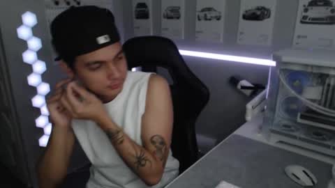 Snapshot of justagamerxxx chatting on November 2025 10:59:01 AM Rhys online show from November 2025 10:59:01 AM