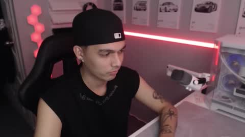 Snapshot of justagamerxxx chatting on December 2025 10:03:01 PM Rhys online show from December 2025 10:03:01 PM