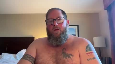 Snapshot of justaguyandnaked chatting on November 2025 08:40:01 PM justaguyandnaked online show from November 2025 08:40:01 PM