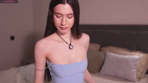 Snapshot of justbarbie_new_ chatting on February 2026 07:17:02 PM Katarina online show from February 2026 07:17:02 PM