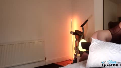 Snapshot of justbecauseiloveit chatting on October 2025 08:34:02 AM Billie B William online show from October 2025 08:34:02 AM