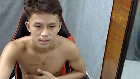 Snapshot of justcallme_james chatting on June 2026 03:50:02 AM James online show from June 2026 03:50:02 AM