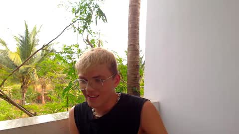 U bf Justin online show from December 2024 09:54:02 AM