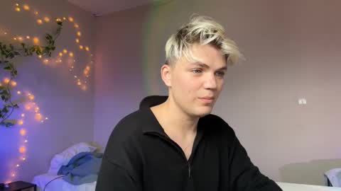 U bf Justin online show from December 2025 09:48:01 AM