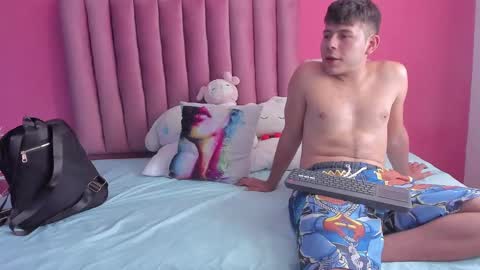 Snapshot of justin_jazmin chatting on January 2025 07:31:02 PM JUSTIN Y JAZMIN online show from January 2025 07:31:02 PM