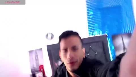 Snapshot of justin_melendez chatting on December 2024 08:22:02 AM JUSTIN online show from December 2024 08:22:02 AM