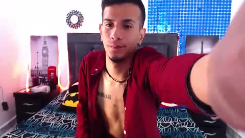 Snapshot of justin_melendez chatting on December 2024 08:15:02 PM JUSTIN online show from December 2024 08:15:02 PM