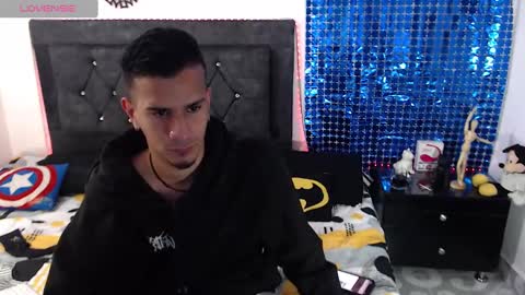 Snapshot of justin_melendez chatting on January 2025 08:30:02 PM JUSTIN online show from January 2025 08:30:02 PM