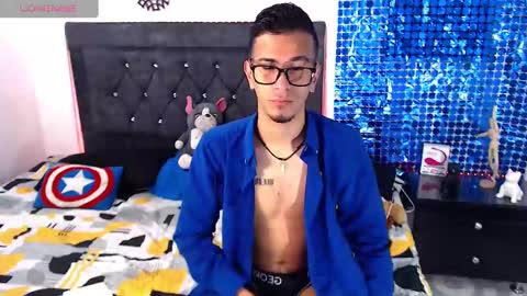 Snapshot of justin_melendez chatting on January 2025 08:29:01 AM JUSTIN online show from January 2025 08:29:01 AM