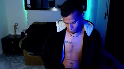 Snapshot of justin_melendez chatting on September 2025 09:42:02 AM JUSTIN online show from September 2025 09:42:02 AM