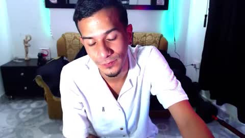 Snapshot of justin_melendez chatting on September 2025 11:05:02 PM JUSTIN online show from September 2025 11:05:02 PM