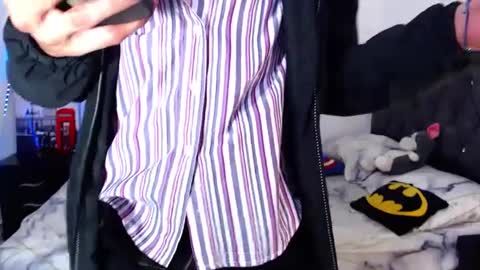 Snapshot of justin_melendez chatting on September 2025 09:49:01 PM JUSTIN online show from September 2025 09:49:01 PM