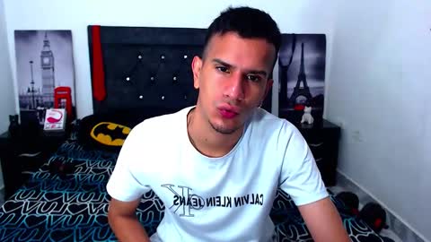 Snapshot of justin_melendez chatting on November 2025 11:37:01 PM JUSTIN online show from November 2025 11:37:01 PM