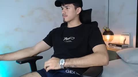 Justin online show from January 2026 08:02:02 PM