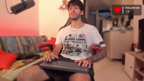 Diego online show from November 2025 10:23:02 PM