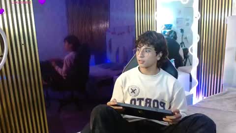  justin  online show from March 2026 03:13:02 AM