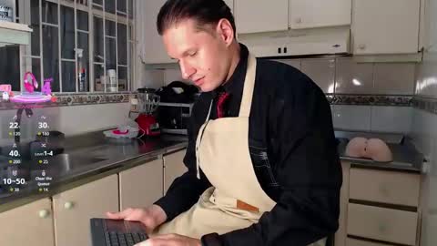 Justin  online show from March 2026 08:04:02 PM